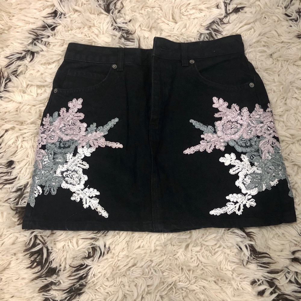 Black floral embroidered skirt